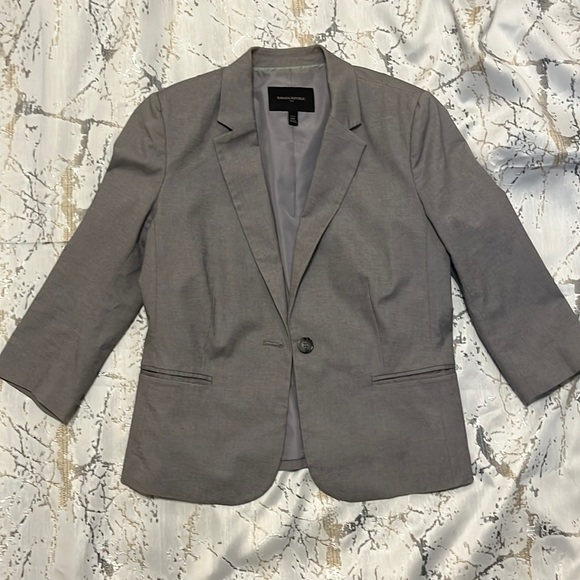 Banana Republic women’s gray one button blazer 12 petite - Picture 1 of 9